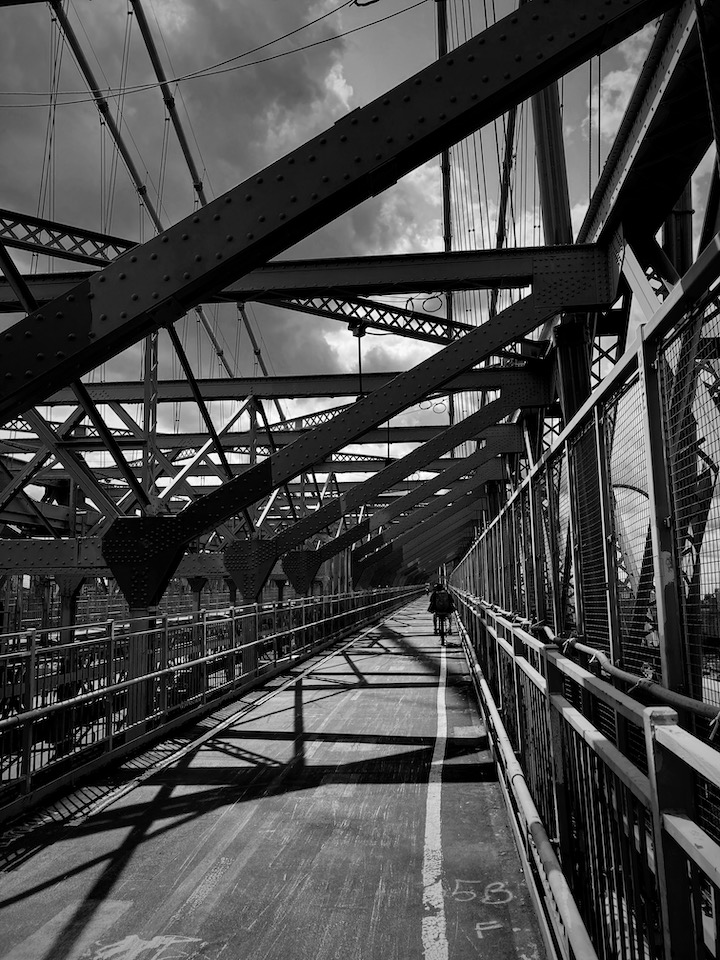 picture of a steel bridge